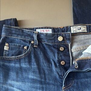 Women’s AG limited edition Jeans (LIKE NEW) Alexxis 30R